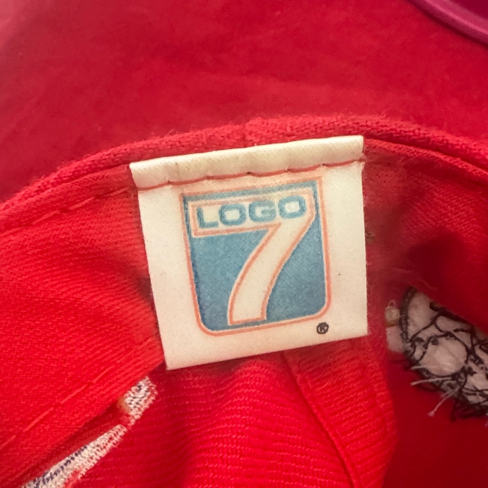 LOGO 7 Red Cap - image 2